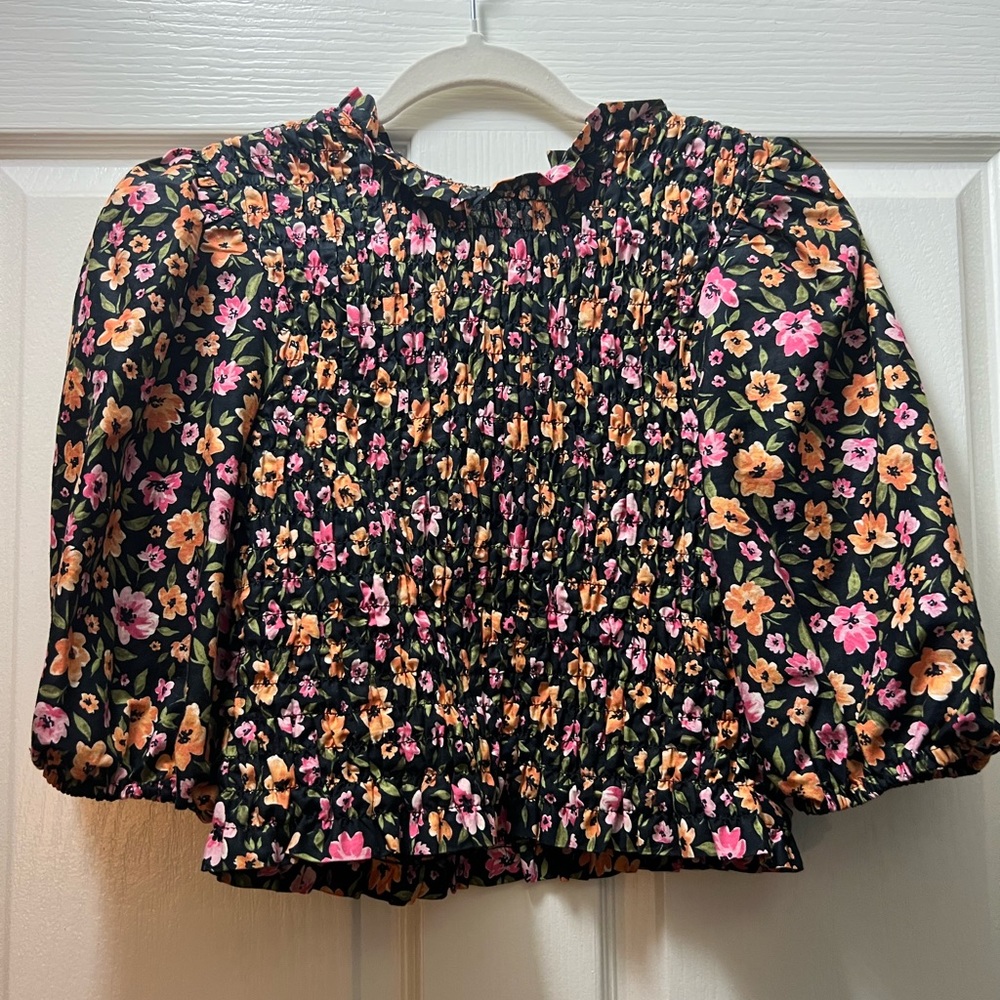 H&M floral puff sleeve top